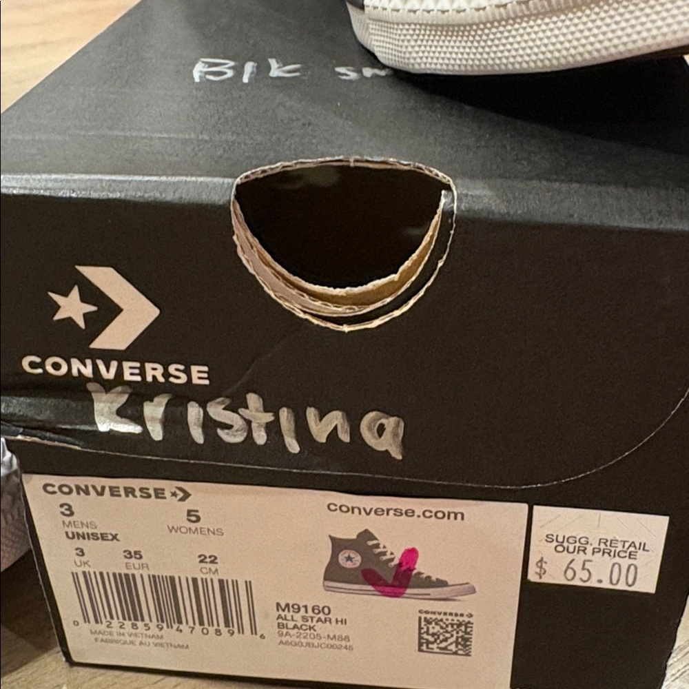 NWOT Converse Black and White High-Tops with Smiley Design women’s 5 - Picture 2 of 4